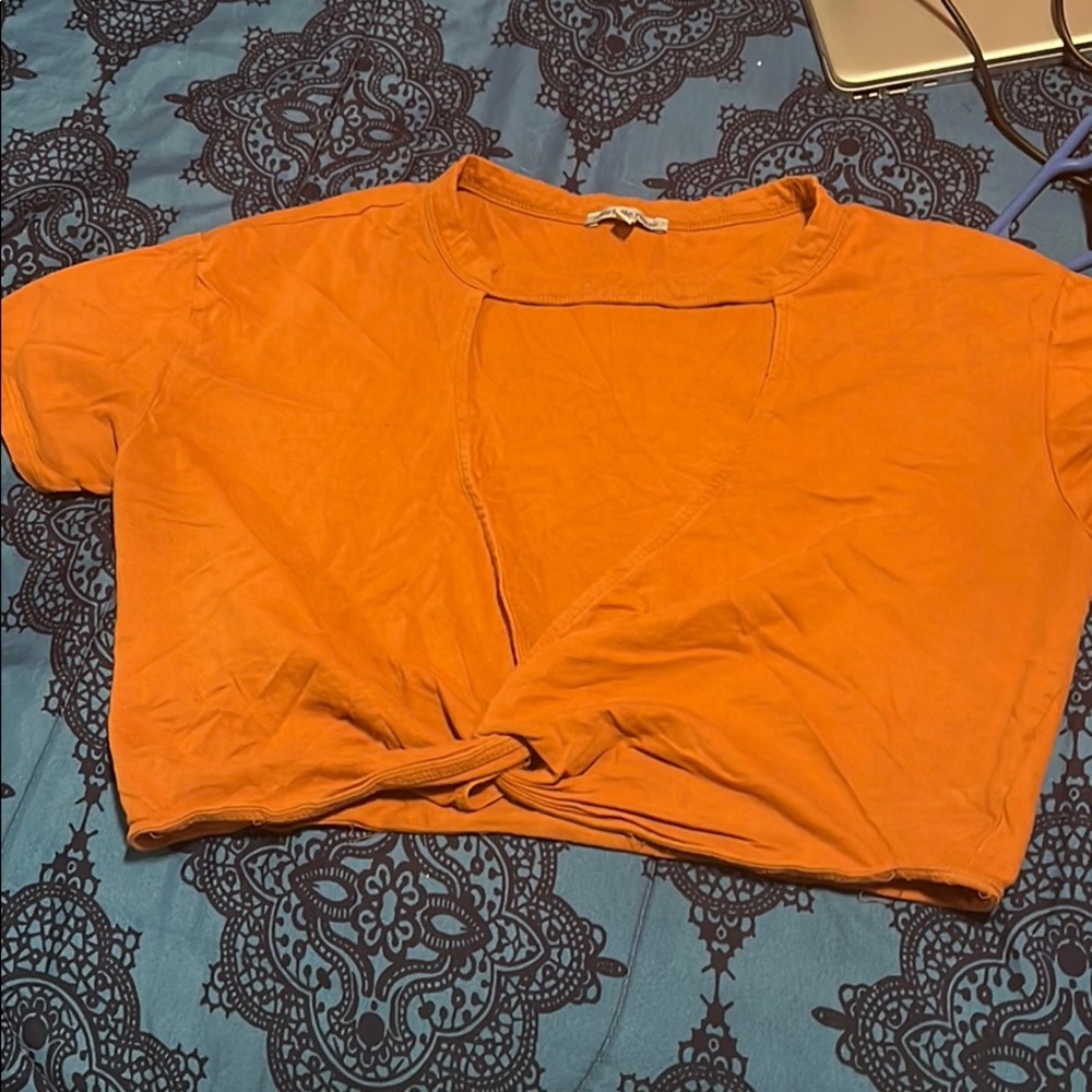 Crop top